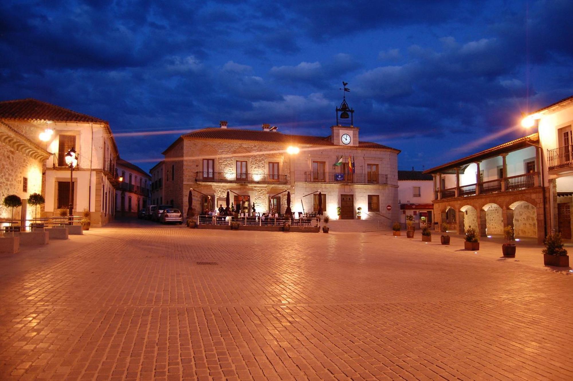 Hotel Los Usias Dos Torres Luaran gambar